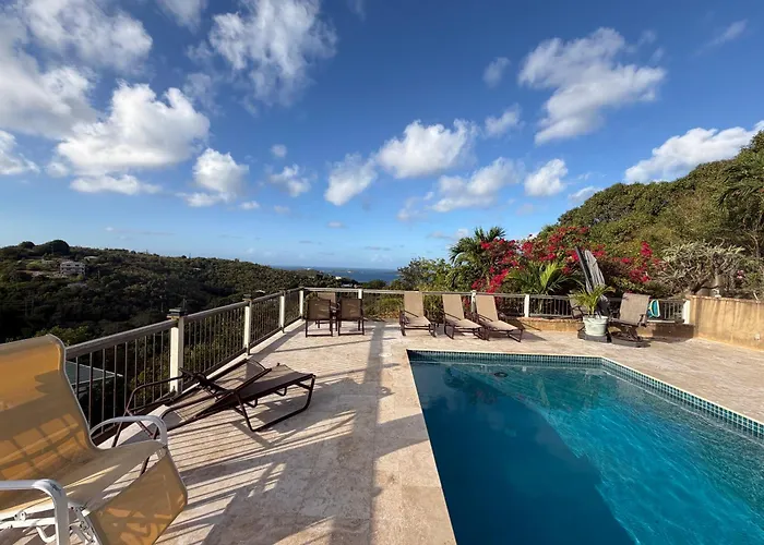 Cruz Bay Tropical Condo